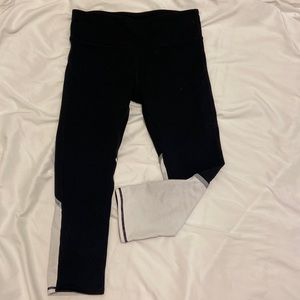 Fabletics cropped leggings